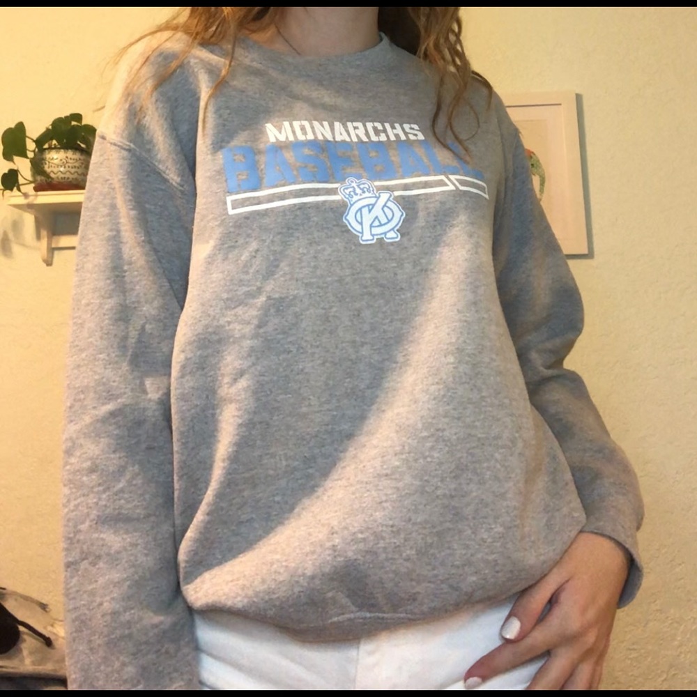 grey baseball sweatshirt
